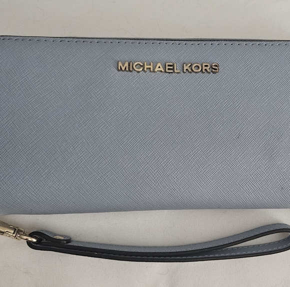 Michael Kors Long Zip Around Wallet Wristlet Powder Blue Clutch Hand Bag - Picture 2 of 9